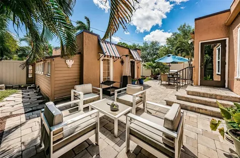 114 19th Avenue NE St Petersburg FL 33704