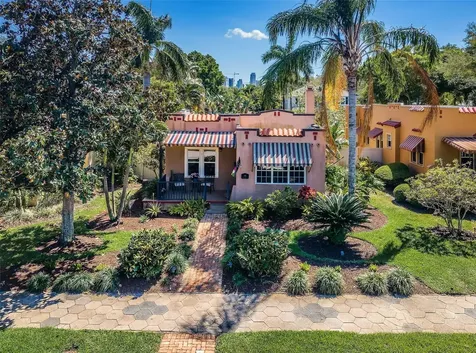 114 19th Avenue NE St Petersburg FL 33704