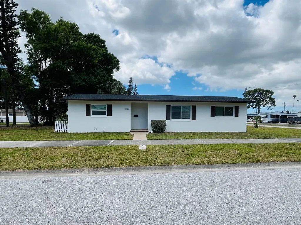 5066 3rd Street N St Petersburg FL 33703