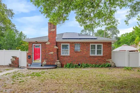 3526 6th Avenue N St Petersburg FL 33713