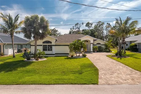 36 Sportsman Way Rotonda West FL 33947