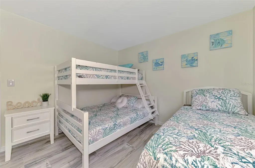 446 Canal Road Sarasota FL 34242