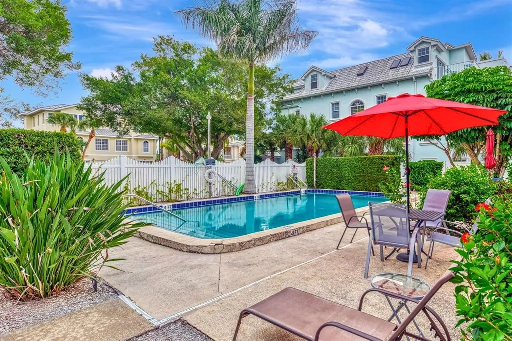 446 Canal Road Sarasota FL 34242
