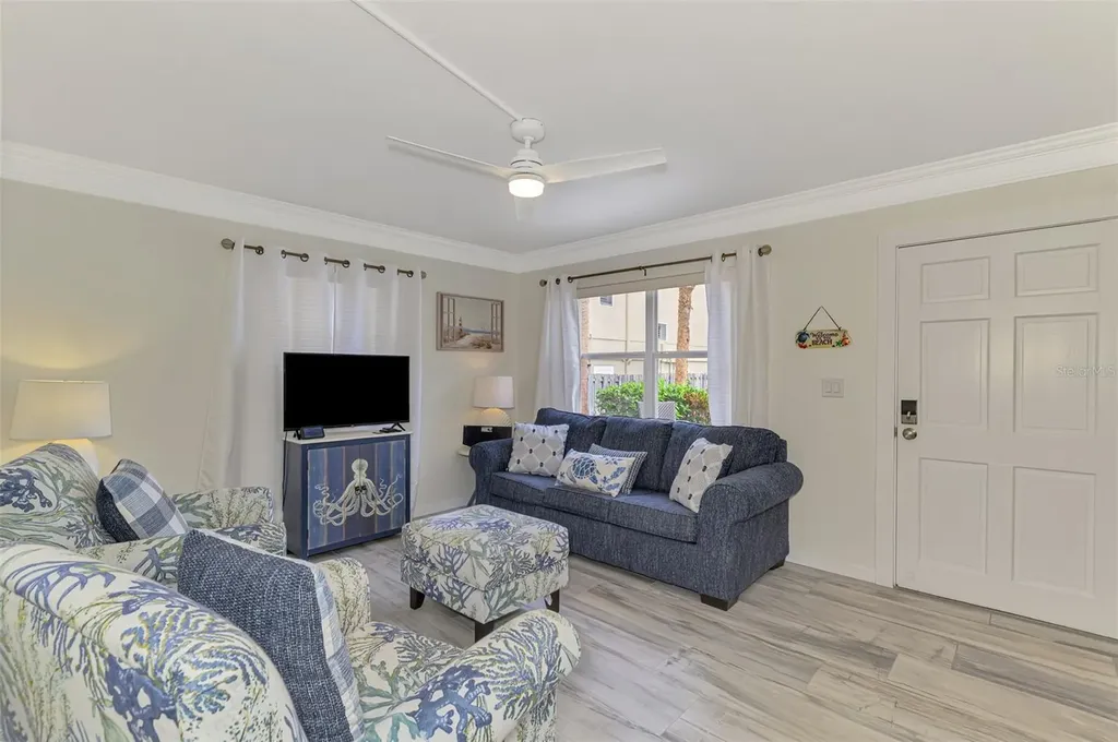 446 Canal Road Sarasota FL 34242