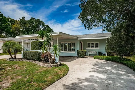 10499 Blossom Lake Drive Seminole FL 33772