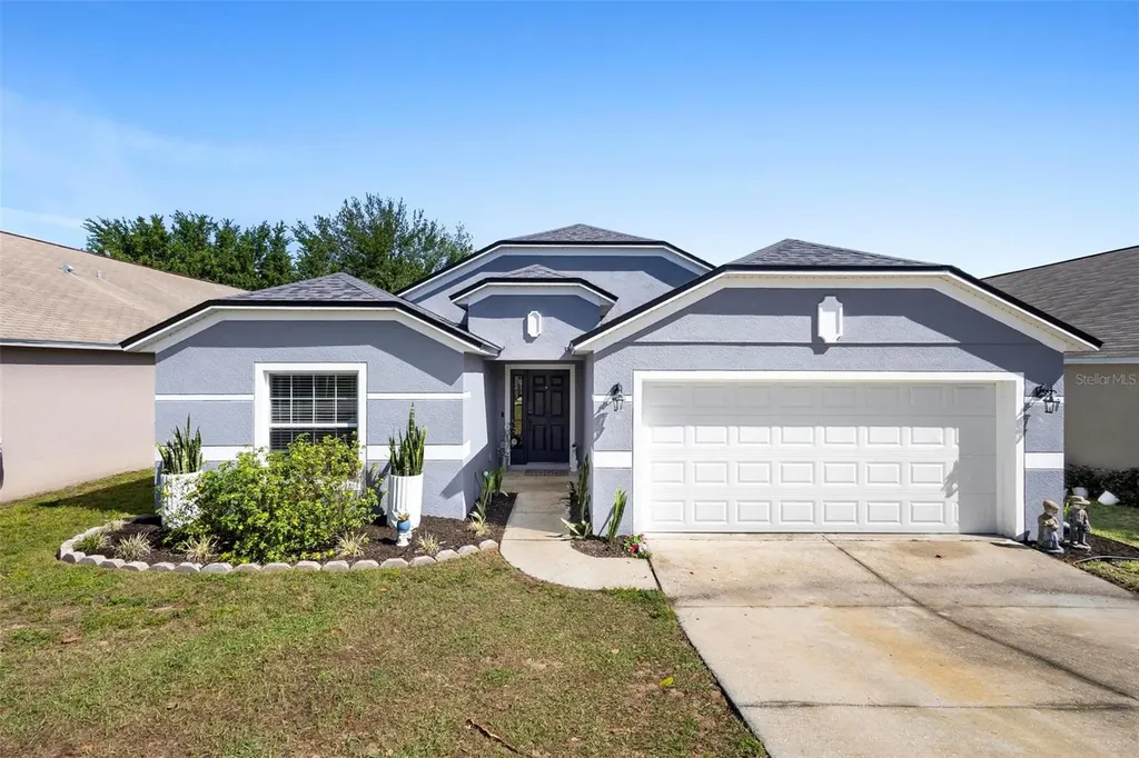 1125 Bluegrass Drive Groveland FL 34736