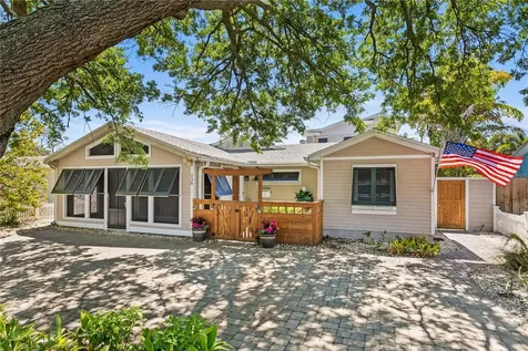 238 40th Avenue NE St Petersburg FL 33703