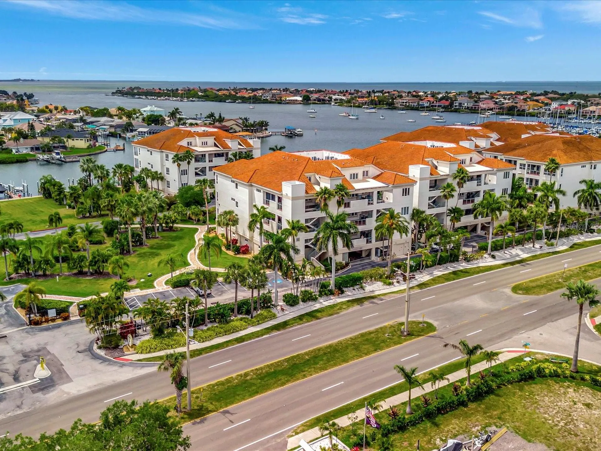 1022 Bellasol Way Apollo Beach FL 33572