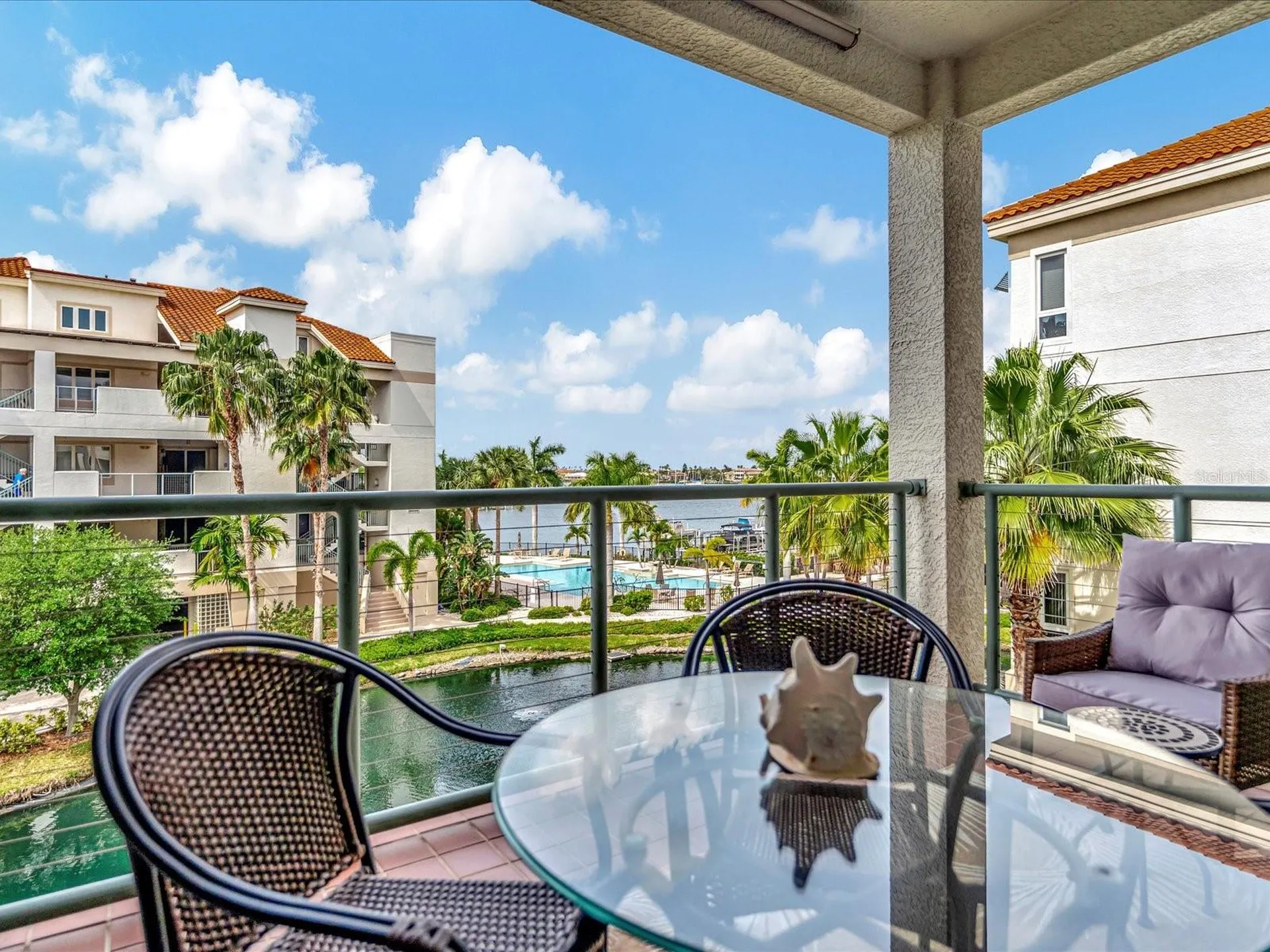 1022 Bellasol Way Apollo Beach FL 33572