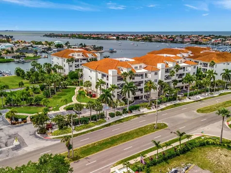 1022 Bellasol Way Apollo Beach FL 33572