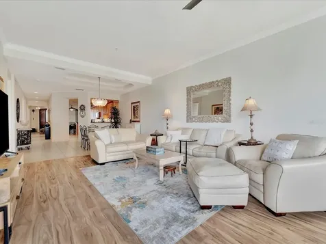 1022 Bellasol Way Apollo Beach FL 33572