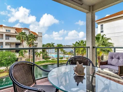 1022 Bellasol Way Apollo Beach FL 33572