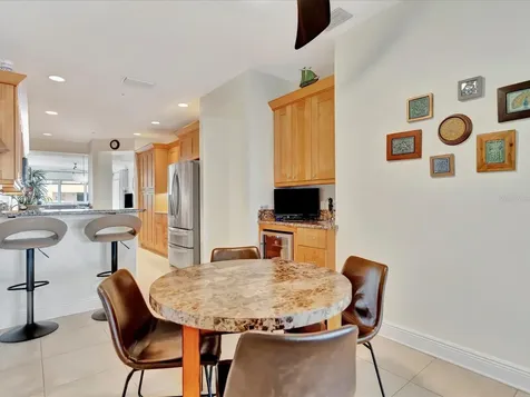 1022 Bellasol Way Apollo Beach FL 33572