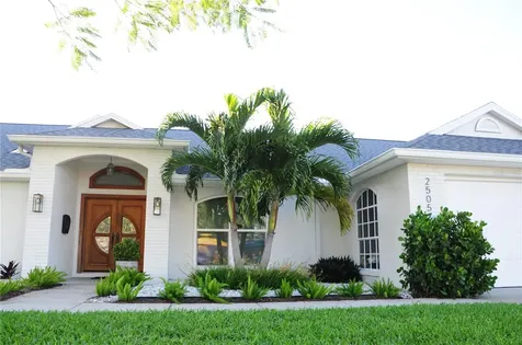 2505 Roy Hanna Drive S St Petersburg FL 33712