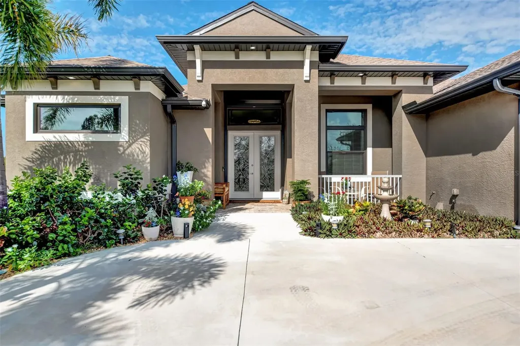 8 Heave Lane Placida FL 33946