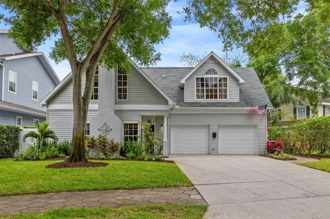 852 35th Avenue N St Petersburg FL 33704