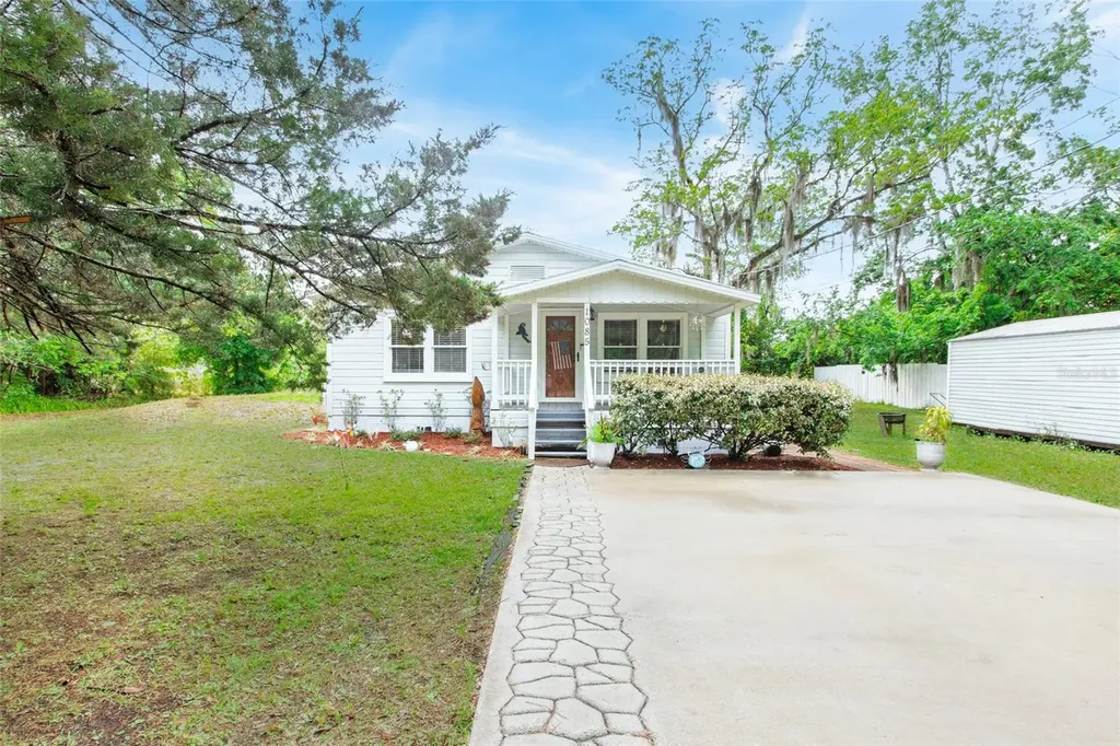 1085 W 15th Street St Augustine FL 32084