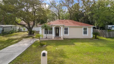 10422 N Ojus Drive Tampa FL 33617