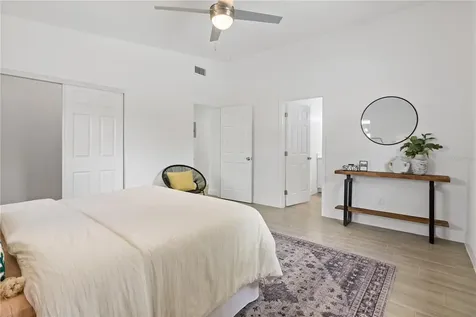 4957 Santa Rosa Drive Orlando FL 32807