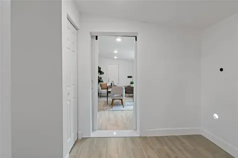 4957 Santa Rosa Drive Orlando FL 32807