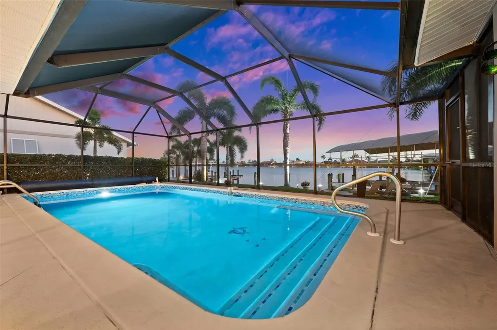 720 Cape Coral Parkway W Cape Coral FL 33914
