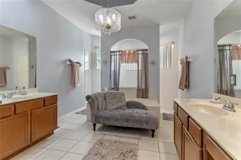 2350 Rambling Oaks Way Kissimmee FL 34746