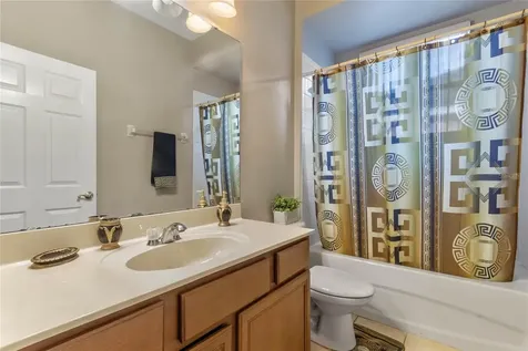 2350 Rambling Oaks Way Kissimmee FL 34746