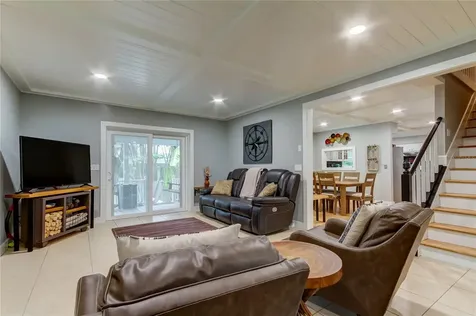 10272 Cypress Circle Seminole FL 33777