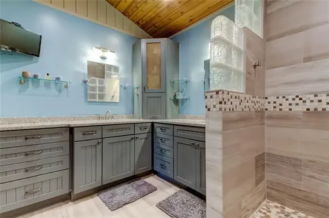 10272 Cypress Circle Seminole FL 33777