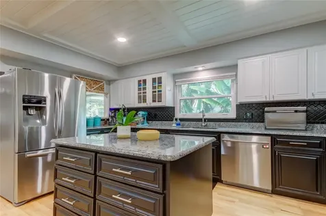 10272 Cypress Circle Seminole FL 33777