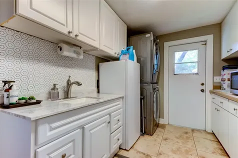 10272 Cypress Circle Seminole FL 33777
