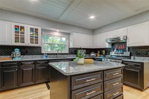 10272 Cypress Circle Seminole FL 33777