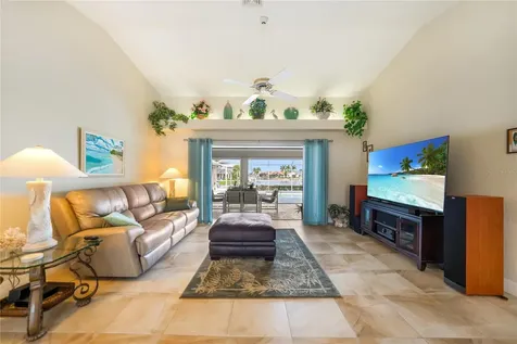 2142 Wyatt Circle Punta Gorda FL 33950