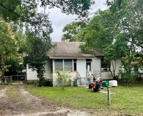 5453 10th Street Zephyrhills FL 33542