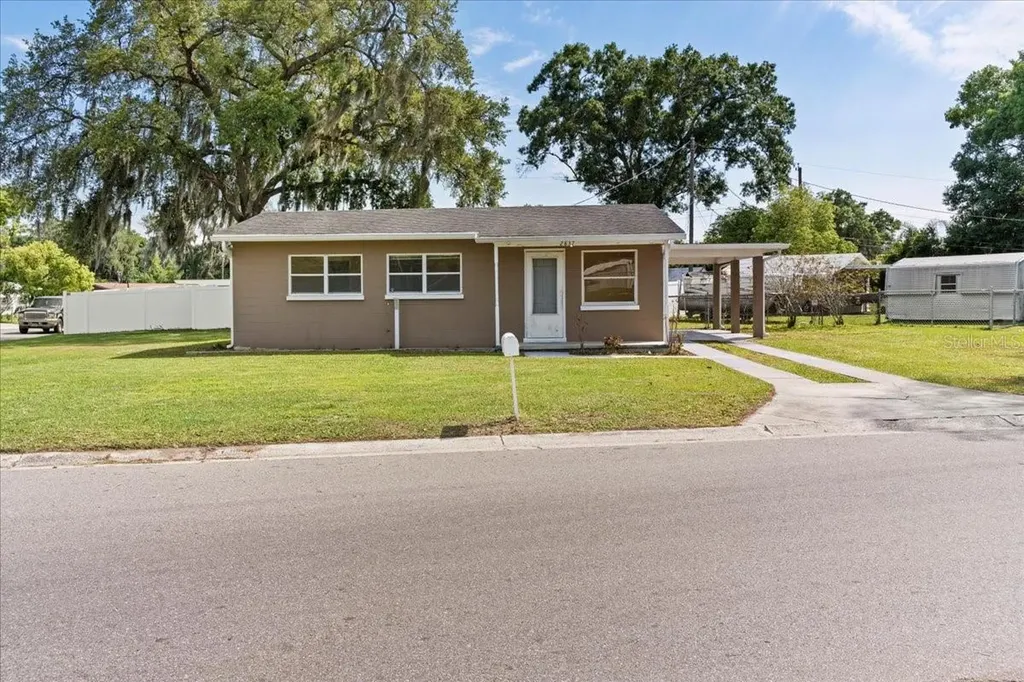 2837 Dixie Road Lakeland FL 33801
