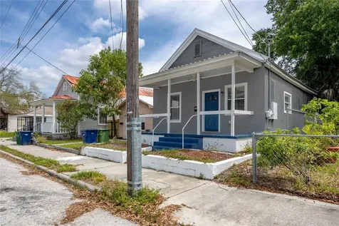 2907 N 17th Street Tampa FL 33605
