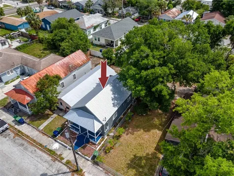 2907 N 17th Street Tampa FL 33605