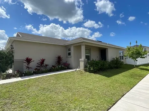 11201 Southern Cross Place Gibsonton FL 33534