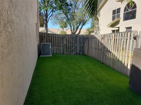 2581 W Brook Lane Clearwater FL 33761