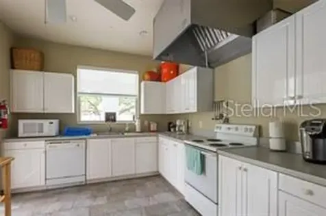 2581 W Brook Lane Clearwater FL 33761