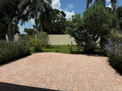 5009 Sturbridge Court Sarasota FL 34238