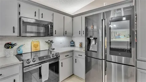 3331 Street Vincent Terrace Lakeland FL 33812