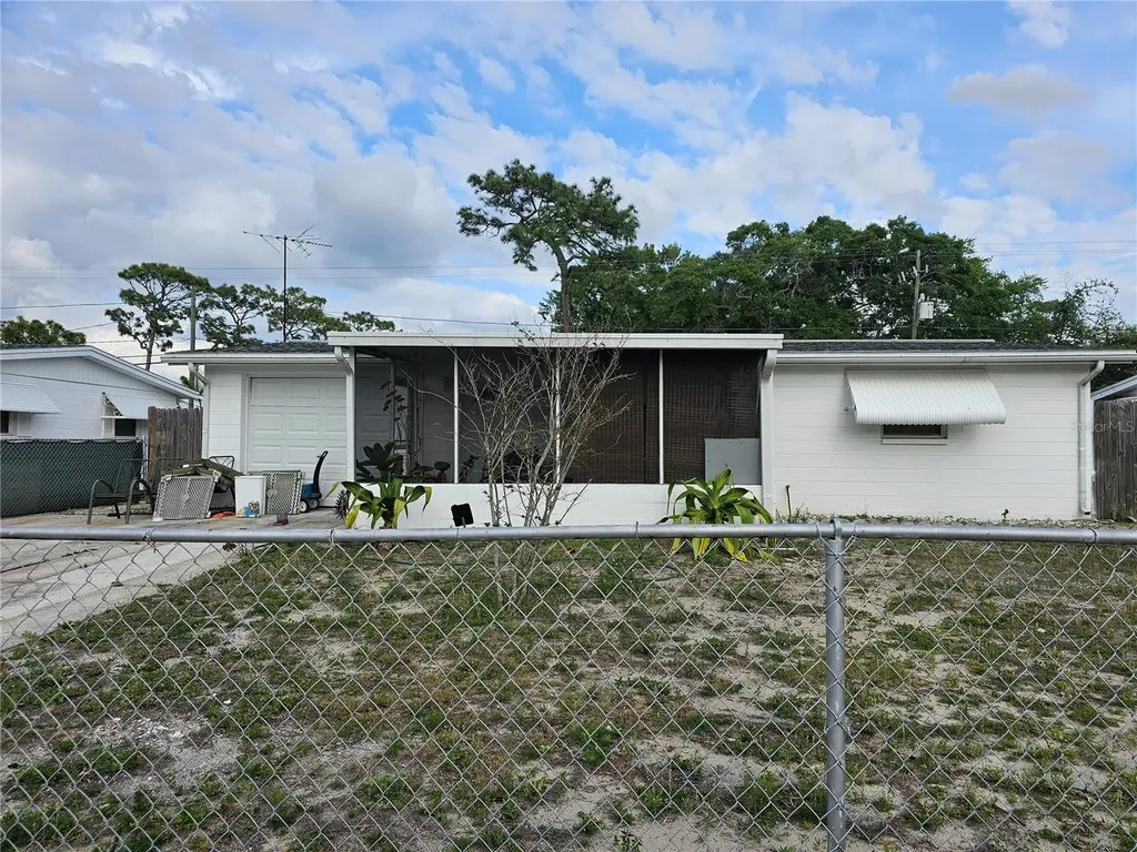2122 Holiday Drive Holiday FL 34691