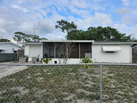 2122 Holiday Drive Holiday FL 34691