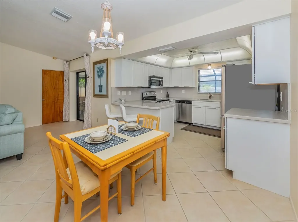 1211 Southland Road Venice FL 34293