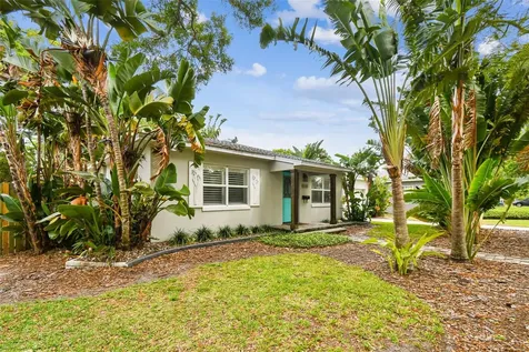 3241 13th Street N St Petersburg FL 33704
