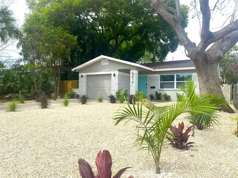 3919 11th Avenue N St Petersburg FL 33713