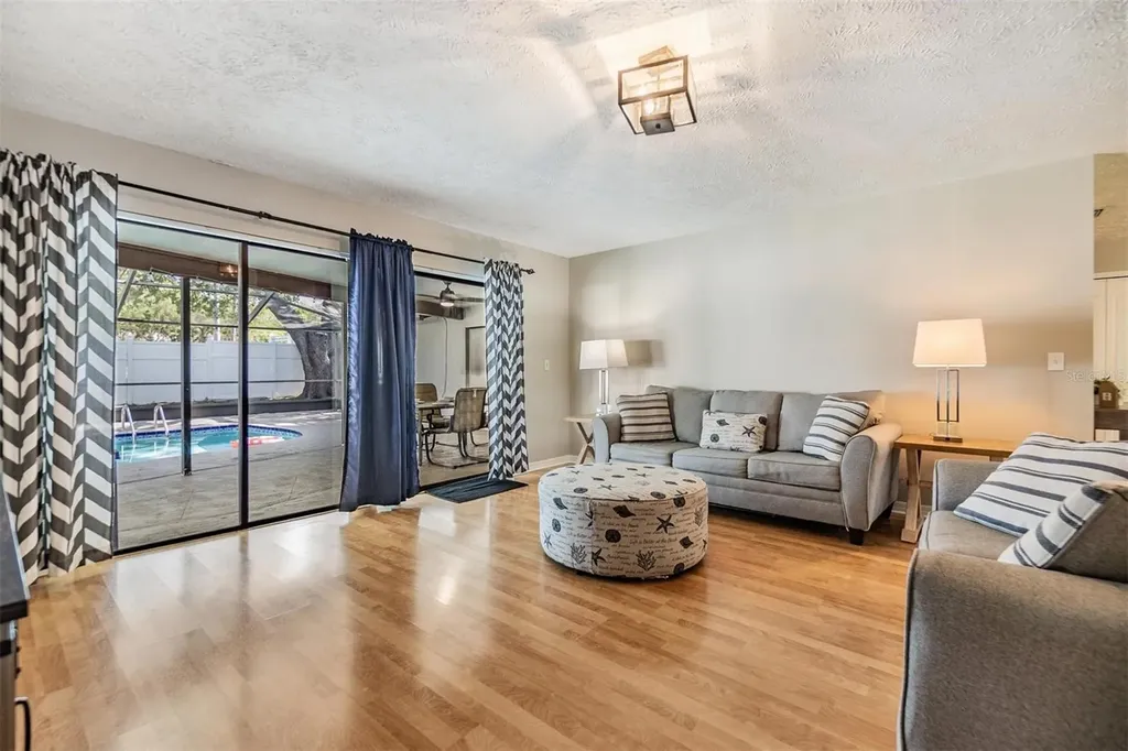 1 Fernery Lane Safety Harbor FL 34695