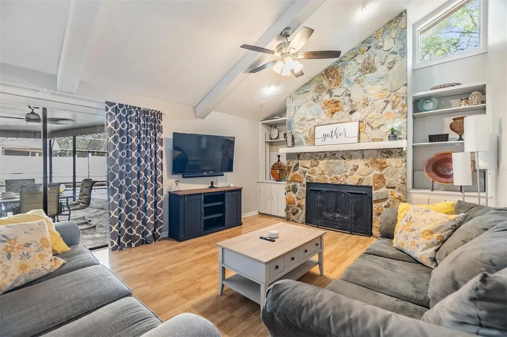 1 Fernery Lane Safety Harbor FL 34695
