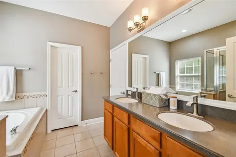 7216 S Saint Patrick Street Tampa FL 33616